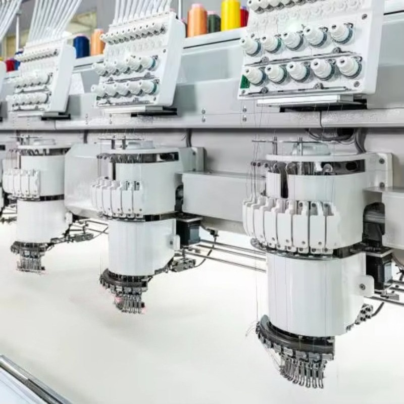 Embroidery Hat Machine - Aanpasbare industriële automatische computergestuurde borduurmachine met