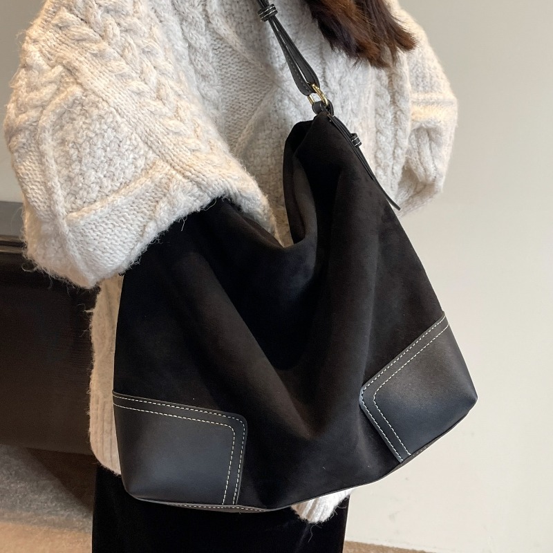 Suede Trendy Veelzijdige Tote  - Embroidery Class recensie en prijs