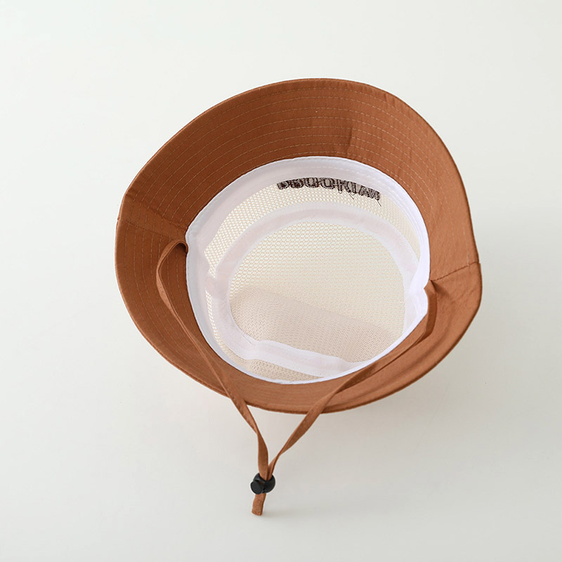 Met letters geborduurde babyzo - Embroidery Hat Machine recensie en prijs