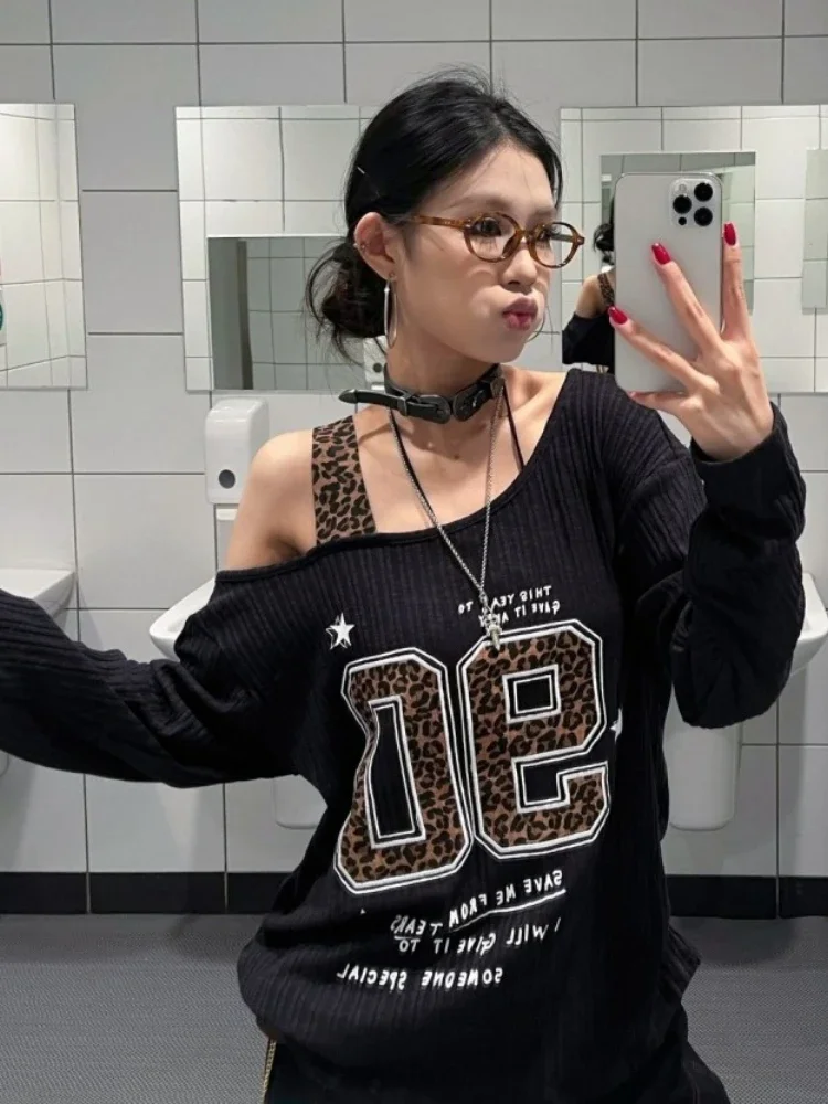 Y2K patchwork T-shirt met luip - Embroidery A recensie en prijs